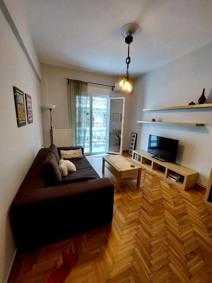 Christina-Anna Athens City Center Walking Distance To Everywhere And Acropolis, In One Of The Most Favorable Locations By National Gardens And Zoo, Hellenic Parliament In Syntagma And Stylish Exquisite Kolonaki Cozy Renovated Apartment Bagian luar foto