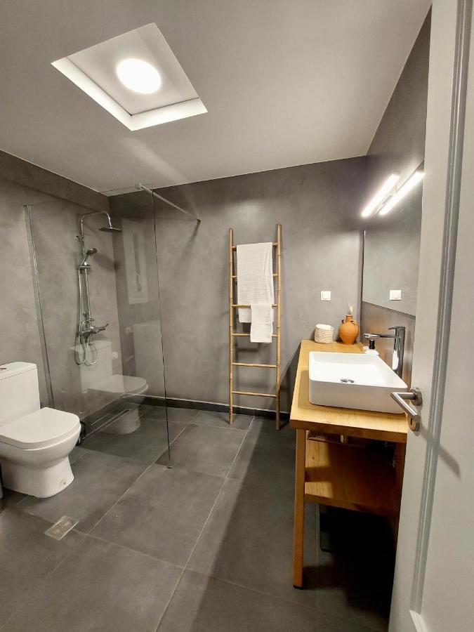Christina-Anna Athens City Center Walking Distance To Everywhere And Acropolis, In One Of The Most Favorable Locations By National Gardens And Zoo, Hellenic Parliament In Syntagma And Stylish Exquisite Kolonaki Cozy Renovated Apartment Bagian luar foto