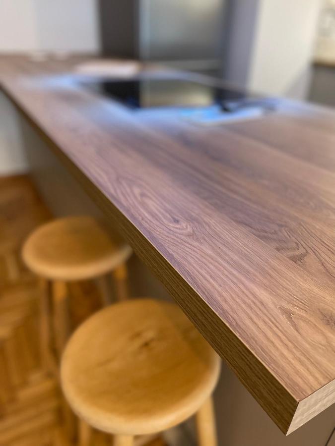 Christina-Anna Athens City Center Walking Distance To Everywhere And Acropolis, In One Of The Most Favorable Locations By National Gardens And Zoo, Hellenic Parliament In Syntagma And Stylish Exquisite Kolonaki Cozy Renovated Apartment Bagian luar foto