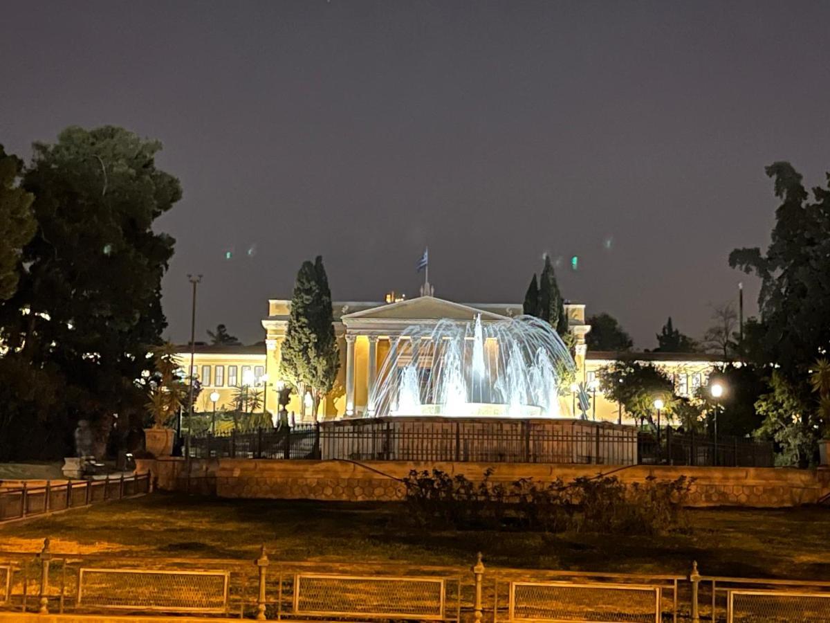 Christina-Anna Athens City Center Walking Distance To Everywhere And Acropolis, In One Of The Most Favorable Locations By National Gardens And Zoo, Hellenic Parliament In Syntagma And Stylish Exquisite Kolonaki Cozy Renovated Apartment Bagian luar foto